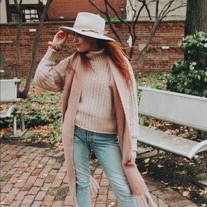 H&M Sweater